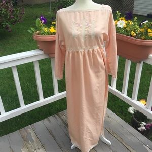Bill Tice Vintage Nightgown. Small